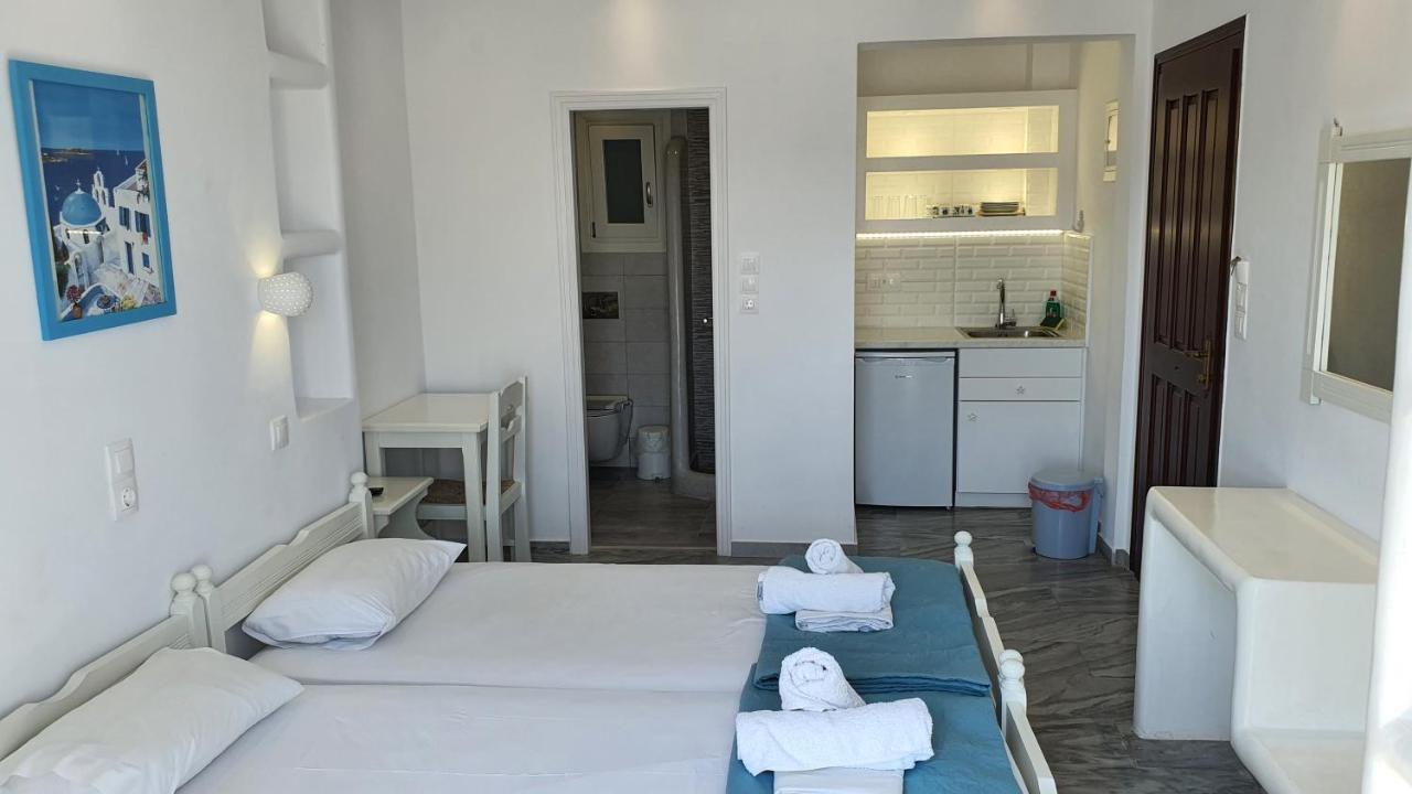 Augusta Studios & Apartments เนาซา ภายนอก รูปภาพ